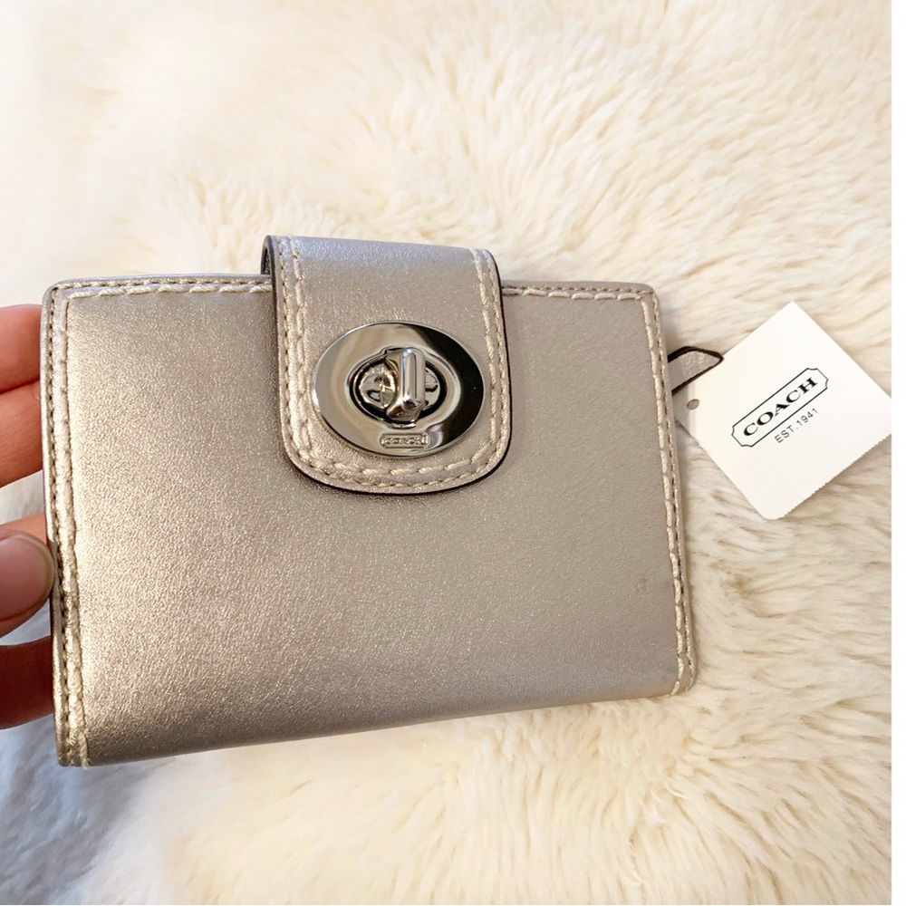 NWT Coach Leather wallet in silver